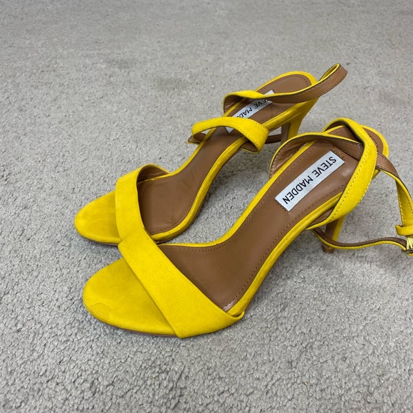 Steve Madden Strappy Yellow Sandals - Picture 2 of 3